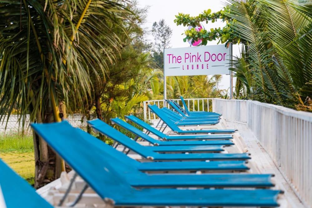 Foxoso La Beach Resort & Spa Old Goa Bagian luar foto